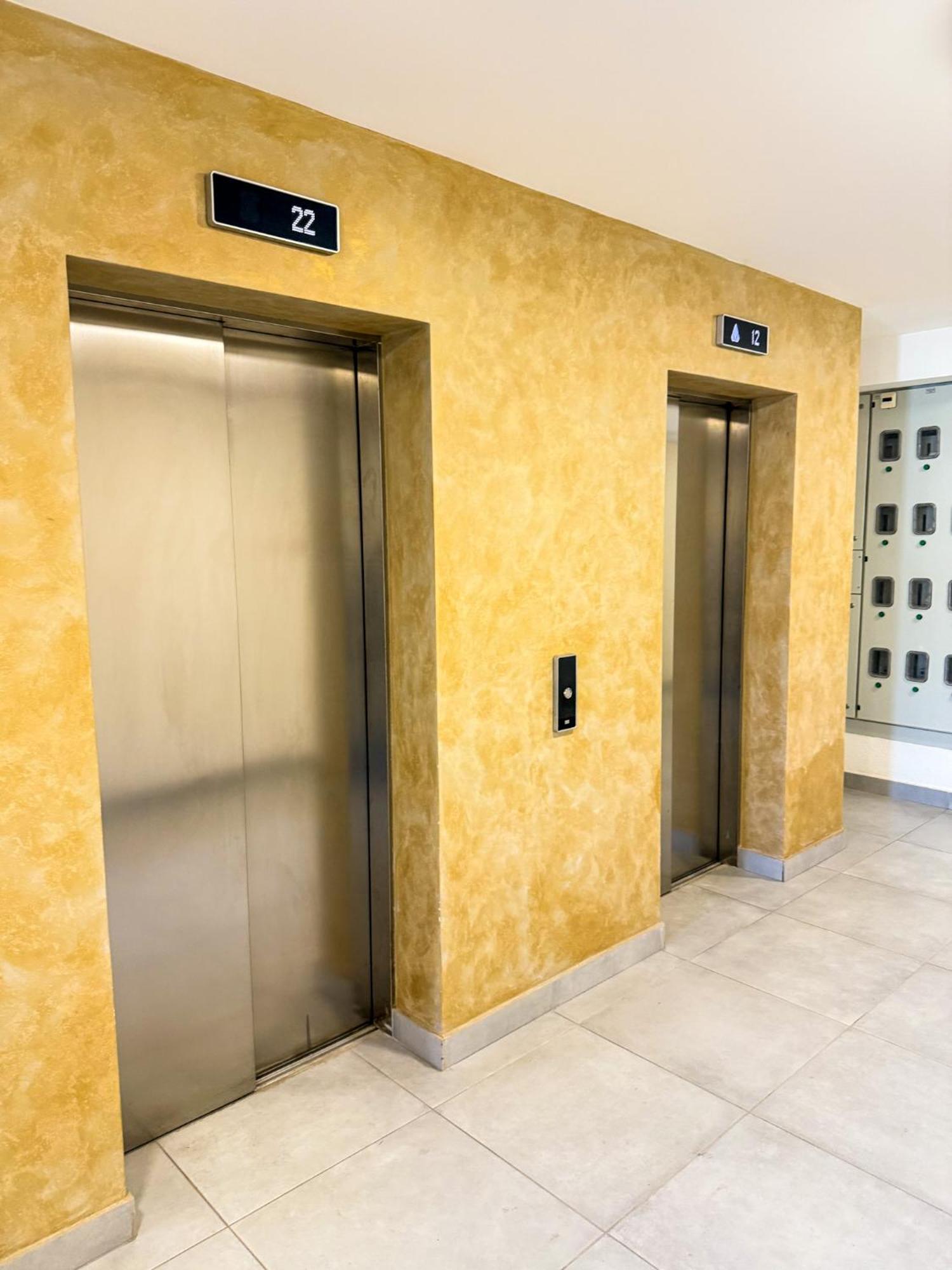 Chic Tower - Prime Spot Apartment Sarajevo