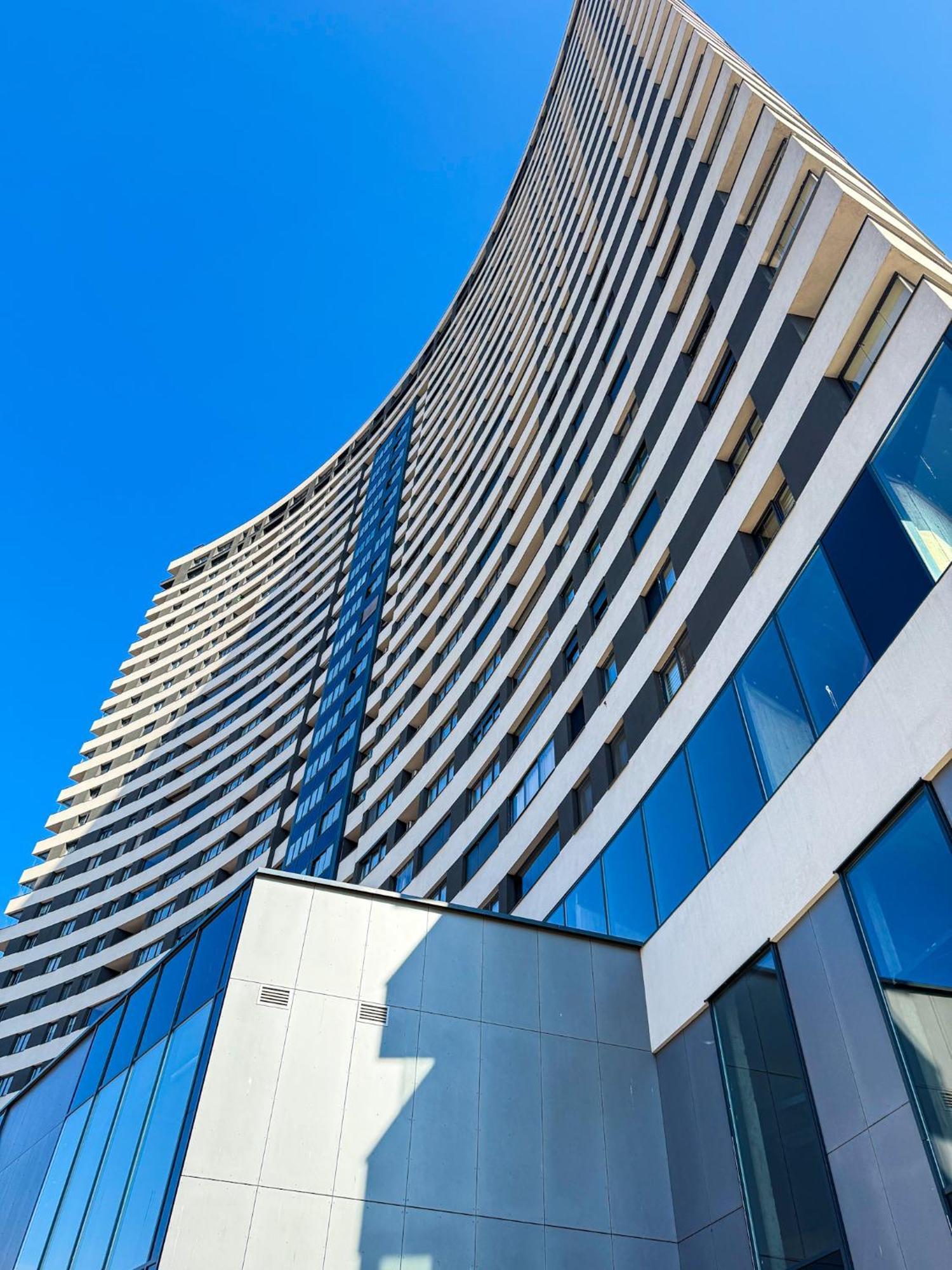 Chic Tower - Prime Spot *